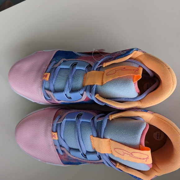 Pg 6 Natasha pink men 9.5 - Picture 2 of 9